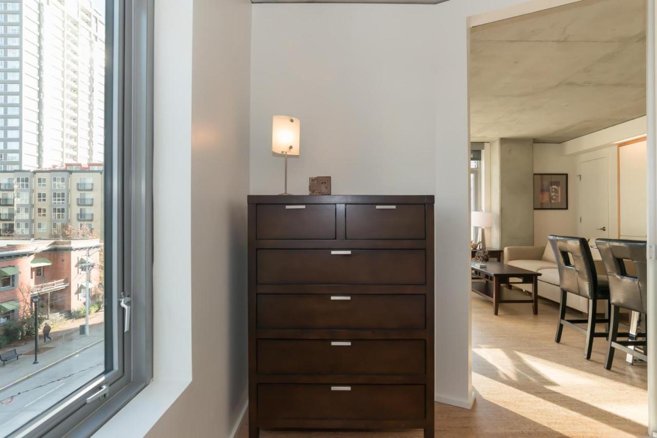 Sobe Third Ave Apartments Seattle Bagian luar foto